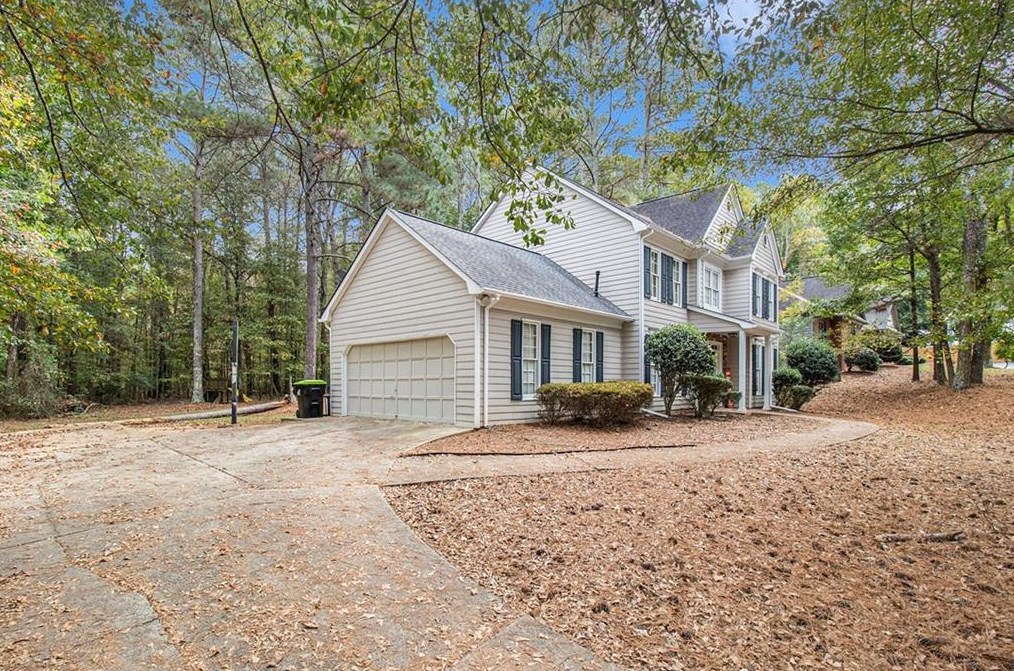 9488 Fairdale Ave, Jonesboro, GA 30236