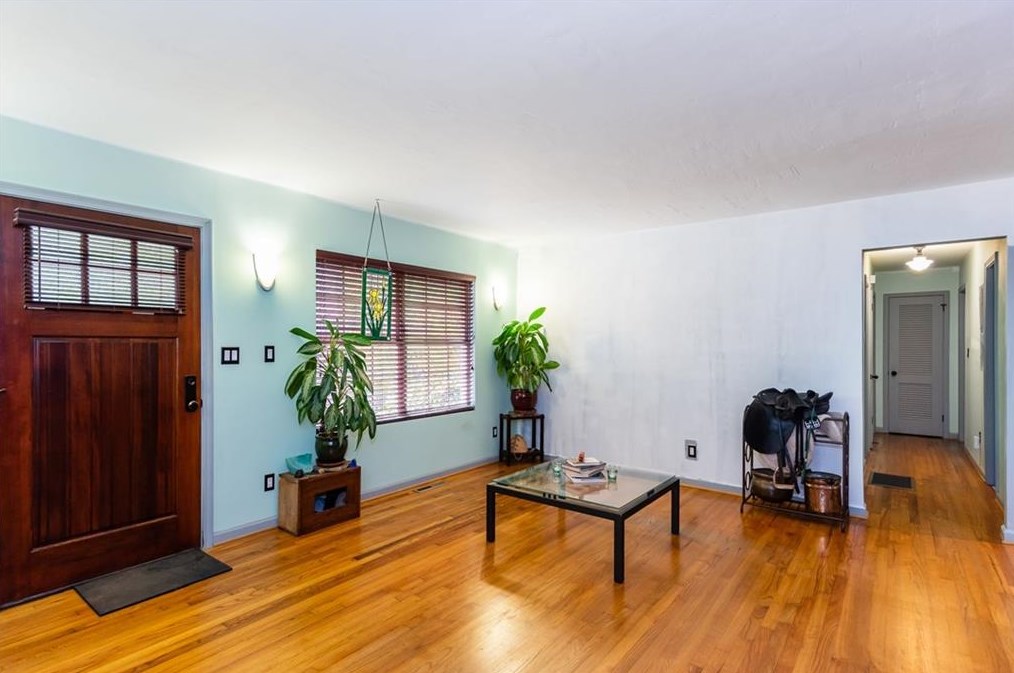 3042 Vine Cir, Decatur GA  30033-5135 exterior