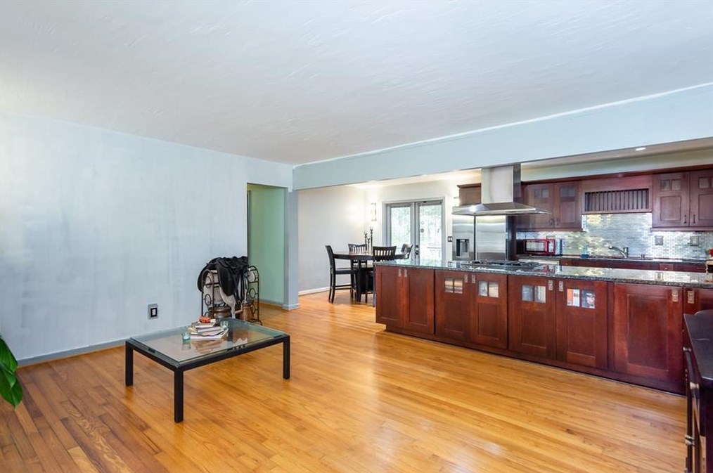 3042 Vine Cir, Decatur GA  30033-5135 exterior