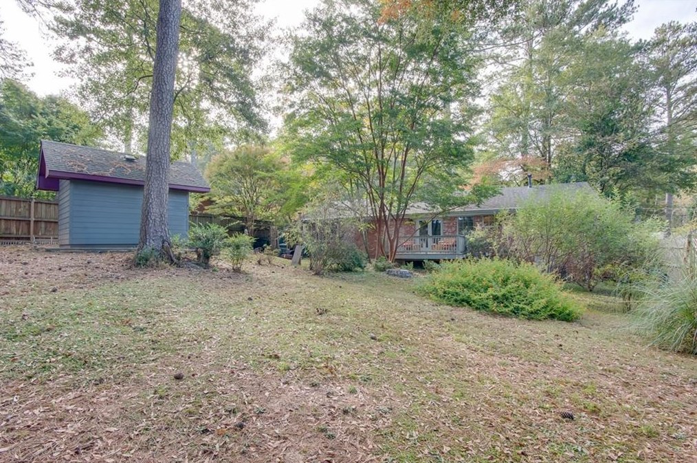 3042 Vine Cir, Decatur GA  30033-5135 exterior