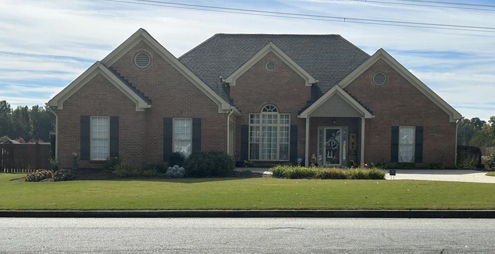 2004 Haydenbrook Dr, Acworth, GA 30101-7156