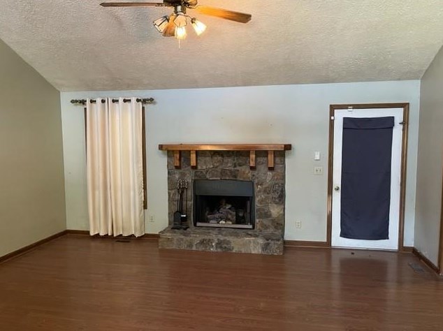 6606 Catawba Dr, Acworth, GA 30102-1577