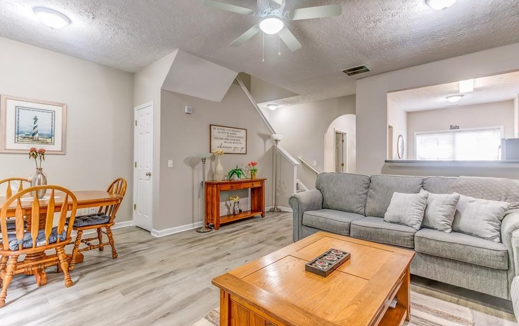 2033 Austin Park Cir, Decatur GA  30032-5197 exterior