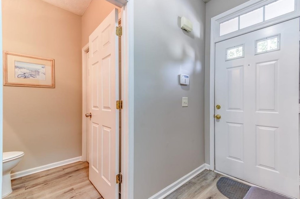 2033 Austin Park Cir, Decatur GA  30032-5197 exterior