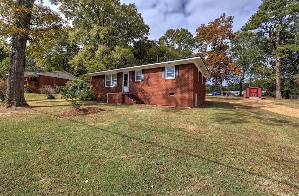 195 Floral Dr Se, Euharlee, GA 30121