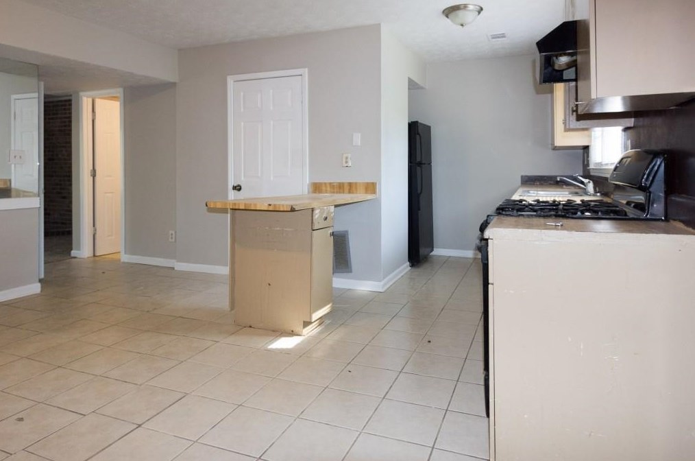 2139 Golfview Dr Se, Conyers, GA 30013