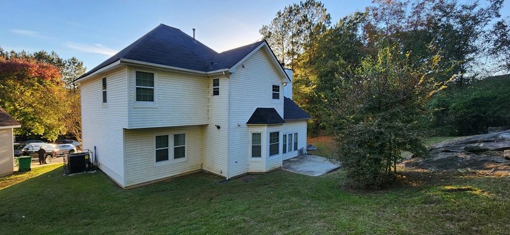 2952 Woody Ct, Decatur GA  30034-6913 exterior