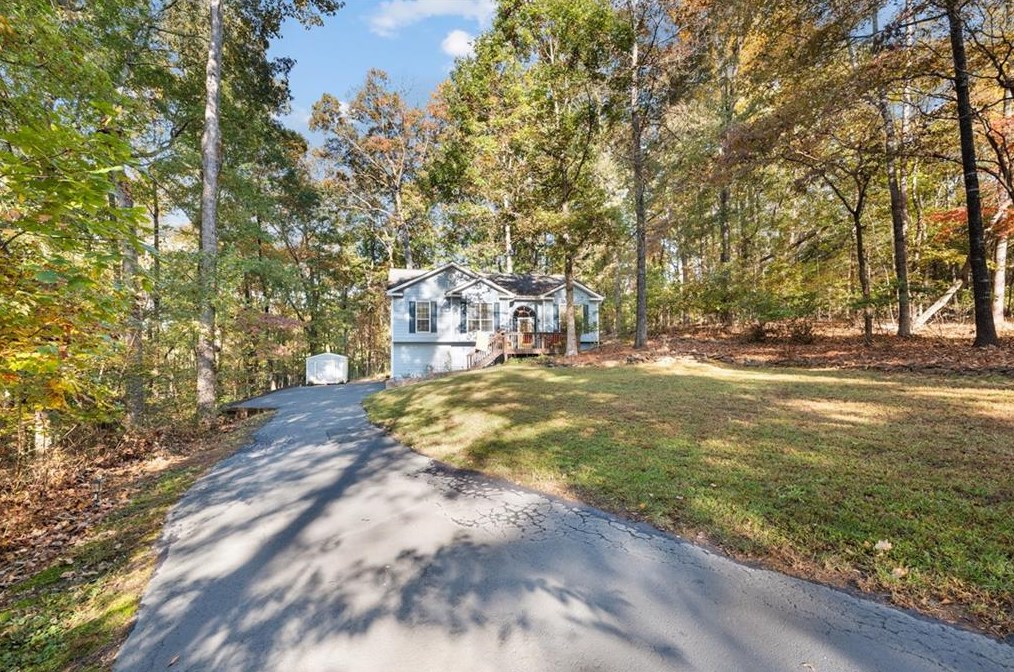 344 Rainey Dr, Dawsonville, GA 30534