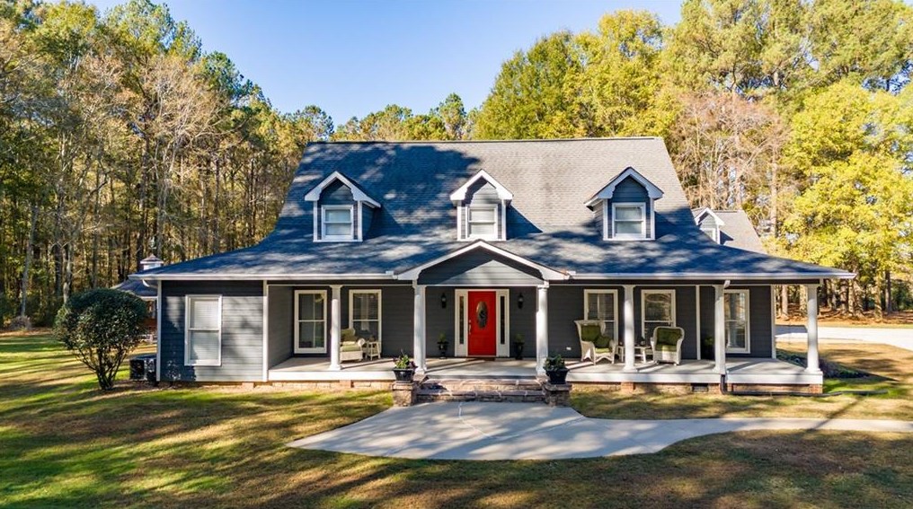 1046 Hunts Gin Rd, Calhoun, GA 30701-5015