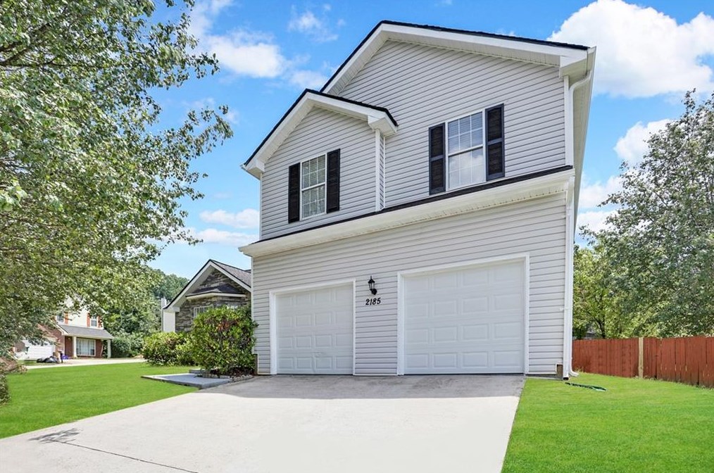 2185 Hidden Creek Dr, Decatur GA  30035-3615 exterior