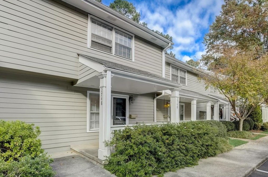 2748 Farmstead Road Se, Smyrna, GA 30080