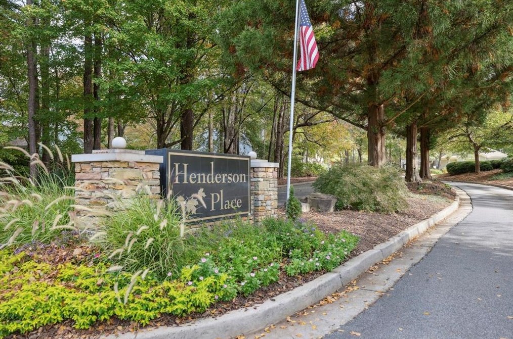 4023 Whitehall Way, Alpharetta GA  30004-3866 exterior