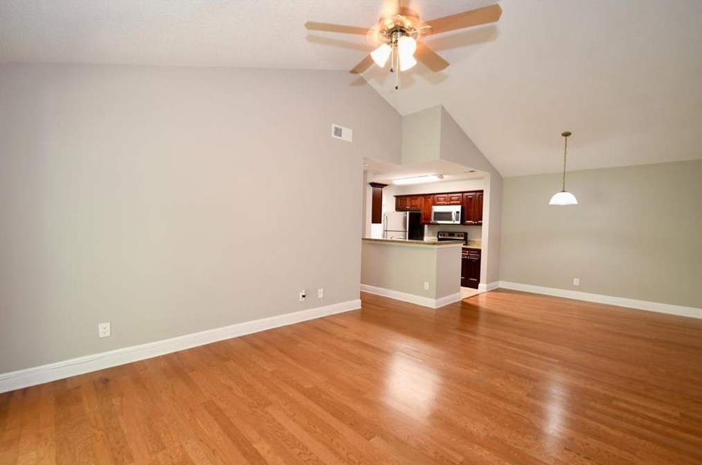 8308 Santa Fe Pkwy, Atlanta, GA 30350