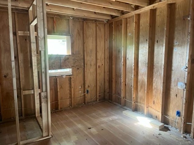 884 Thurmond St, Atlanta GA  30314-3411 exterior