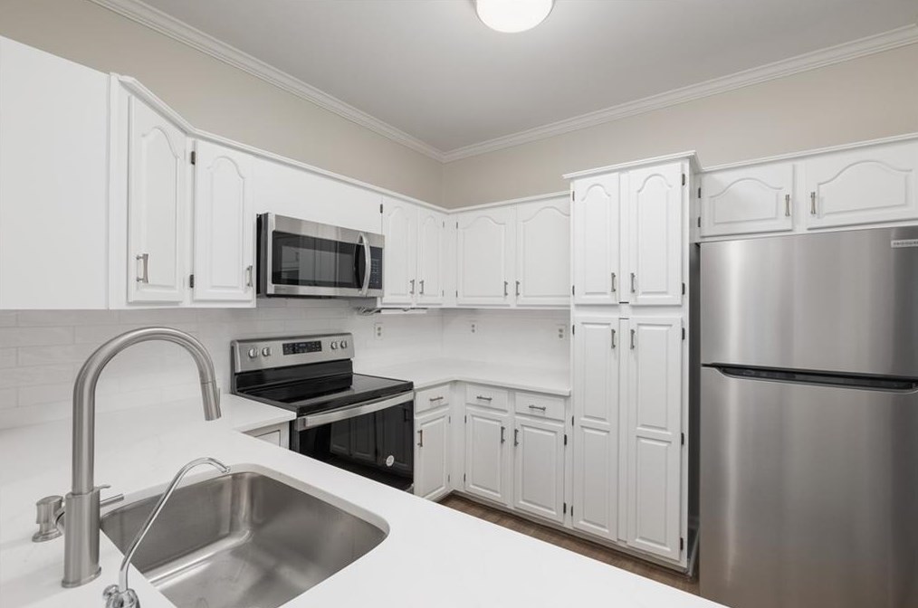 652 Granby Hill Pl, Alpharetta, GA 30022-5338