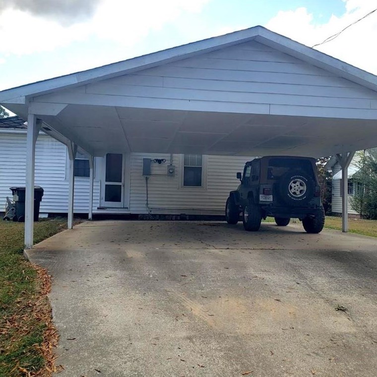 382 Wingfoot St, Rockmart, GA 30153