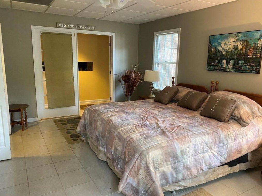 1410 Tennis Ct Pl #1410, Roswell, GA 30075