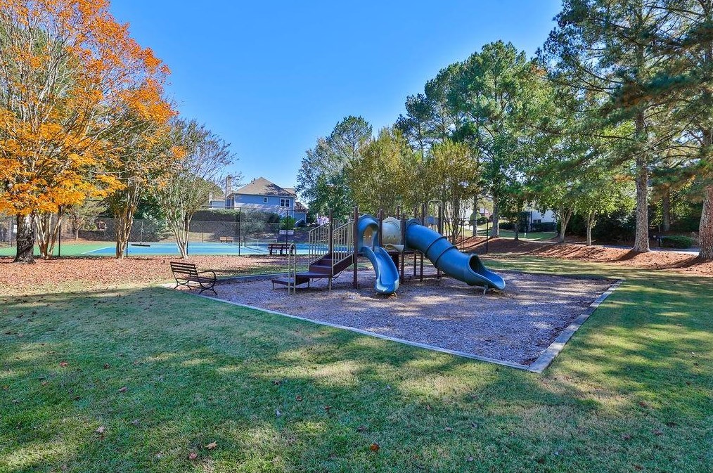 5205 Coacoochee Ter, Alpharetta GA 30022-3105 exterior