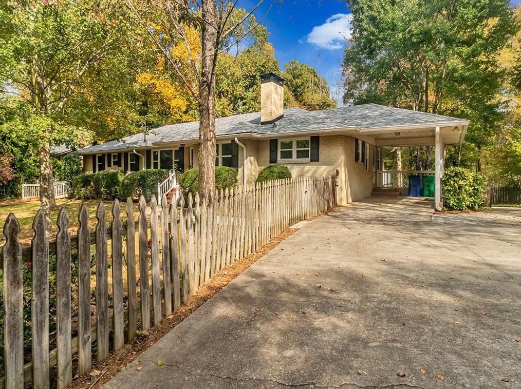 5291 Happy Hollow Rd, Atlanta, GA 30360