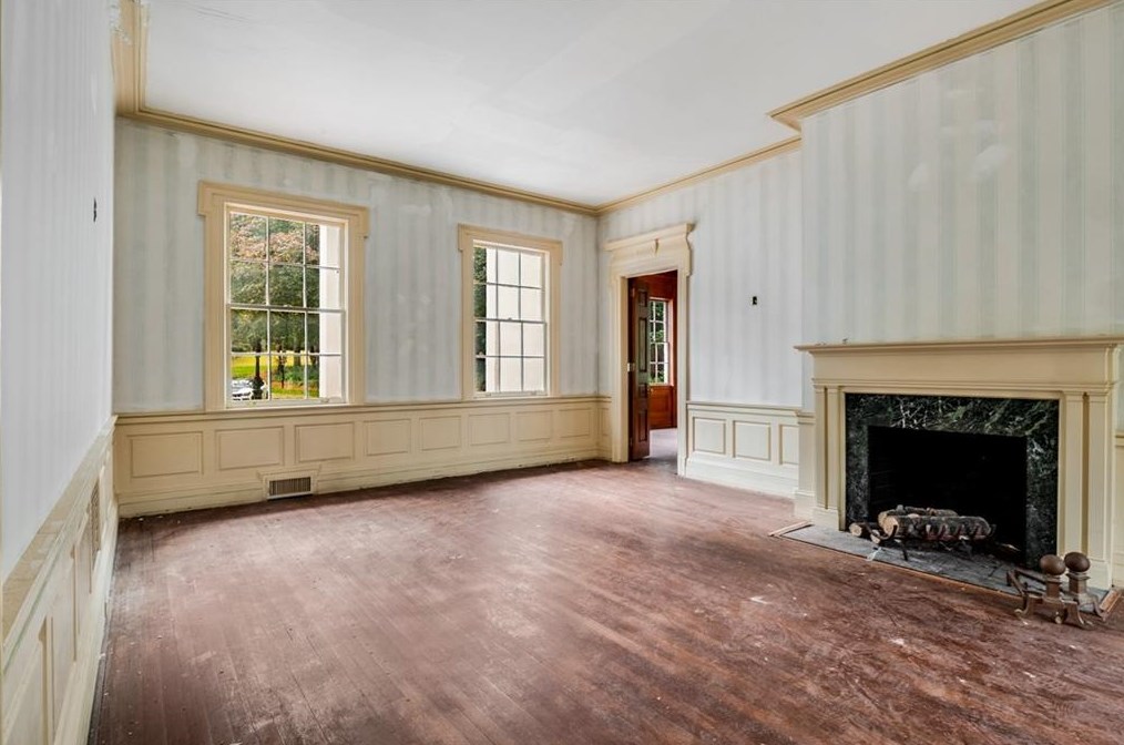 3488 Tuxedo Rd, Atlanta GA  30305-1051 exterior