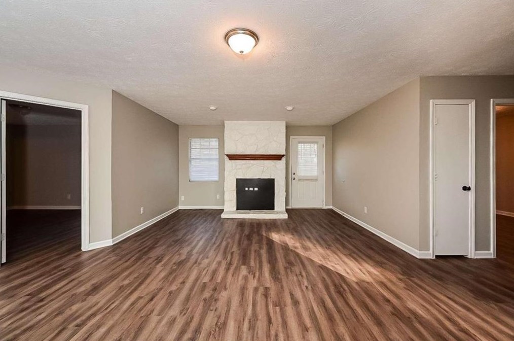 65 Meadowbrook Dr, McDonough, GA 30253