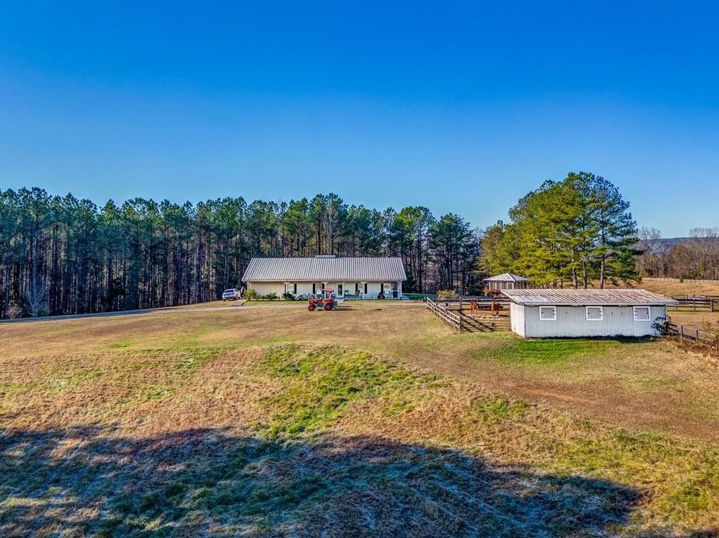1128 Ridgeway Rd, Lafayette, GA 30728-4113