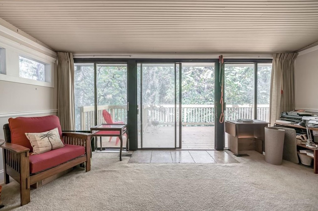 2138 Azalea Cir, Decatur GA  30033-2641 exterior