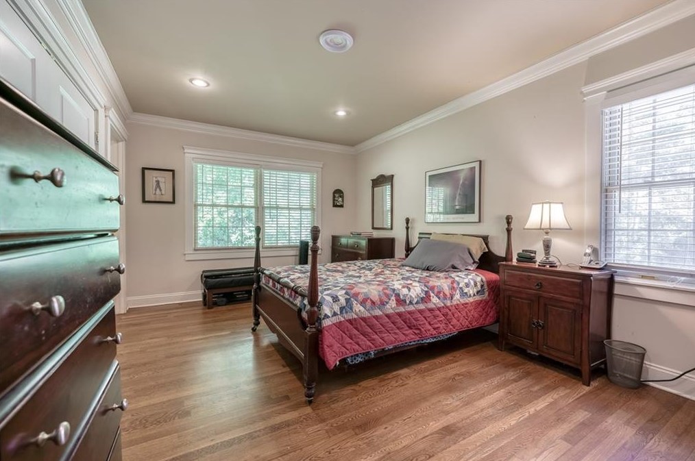 2138 Azalea Cir, Decatur GA  30033-2641 exterior