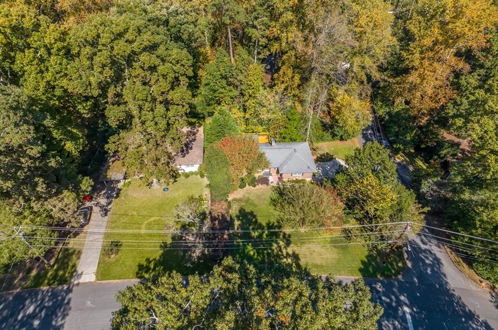 2138 Azalea Cir, Decatur GA  30033-2641 exterior