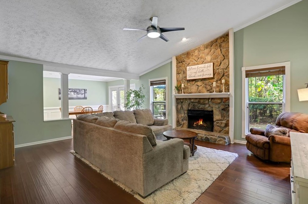 1380 Terramont Dr, Roswell, GA 30076