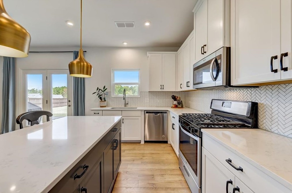 93 Brookstone Ct, Acworth, GA 30101