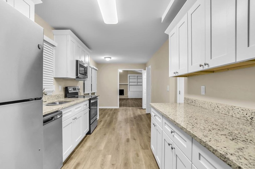 4127 Windsor Castle Way, Decatur GA  30034-5363 exterior