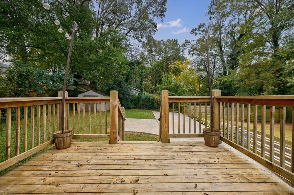 1570 Olympian Way, Atlanta GA  30310-2478 exterior