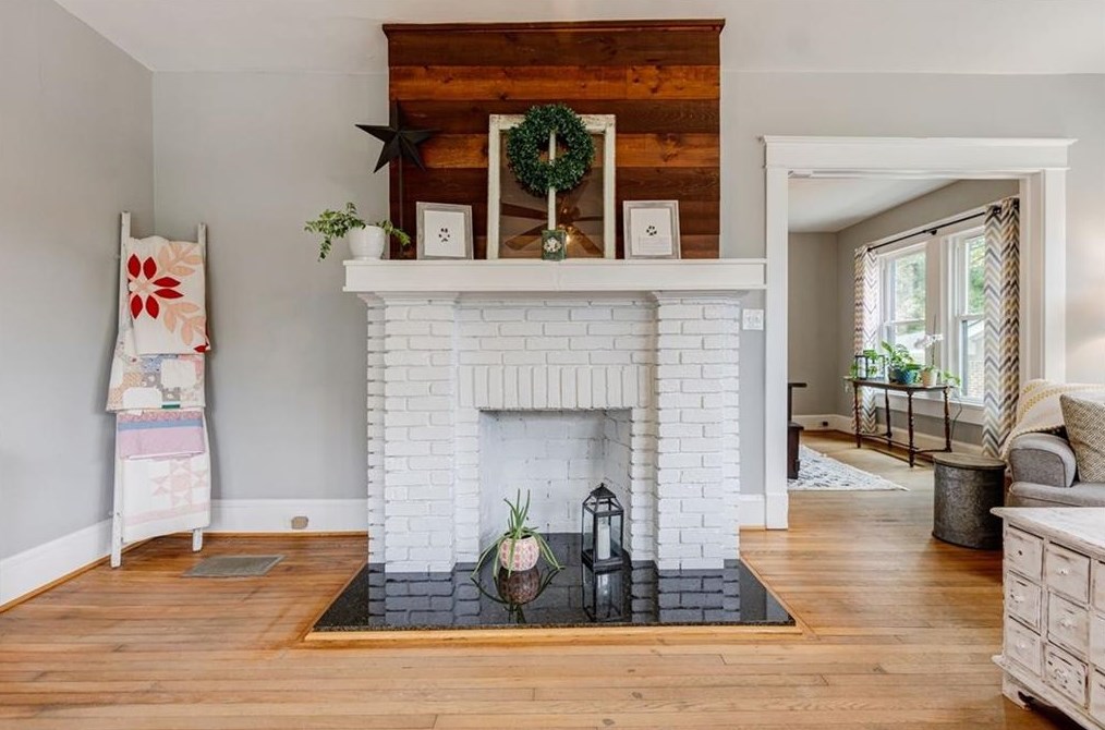 1570 Olympian Way, Atlanta GA  30310-2478 exterior
