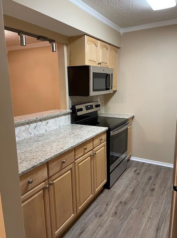1311 Old Hammond Chase, Atlanta GA  30350-4955 exterior