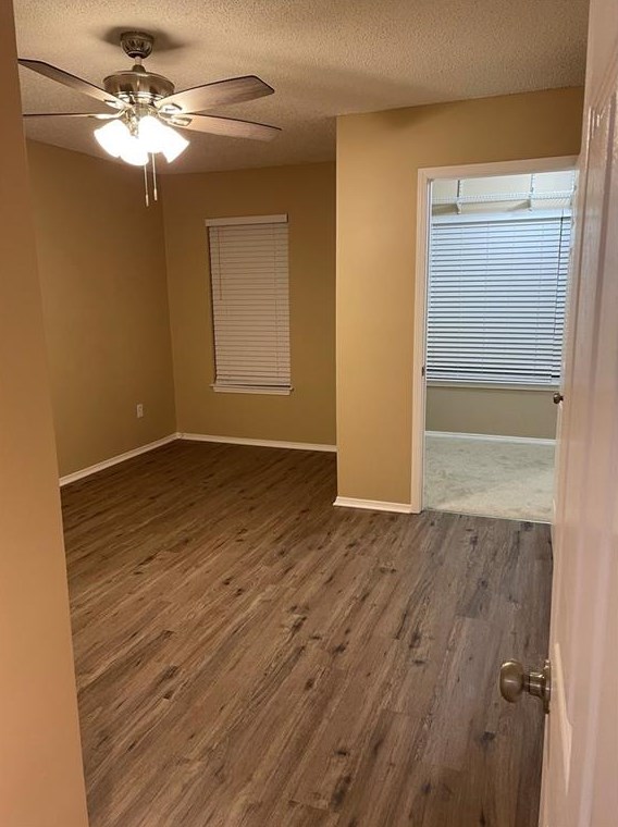 1311 Old Hammond Chase, Atlanta GA  30350-4955 exterior