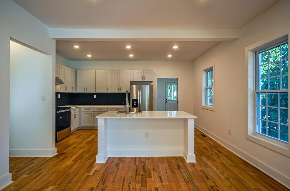 1473 Westview Dr, Atlanta GA  30310-1374 exterior