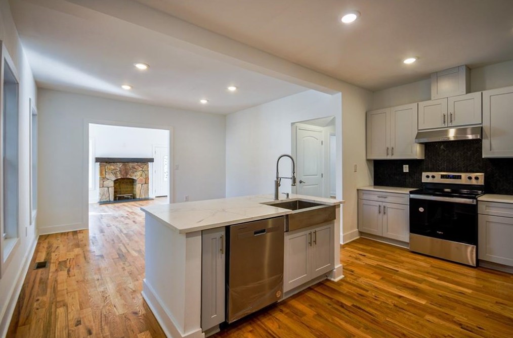 1473 Westview Dr, Atlanta GA  30310-1374 exterior