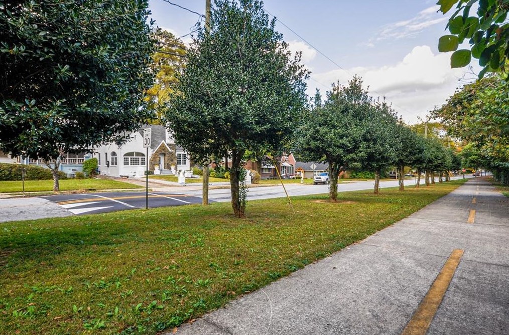 1473 Westview Dr, Atlanta GA  30310-1374 exterior