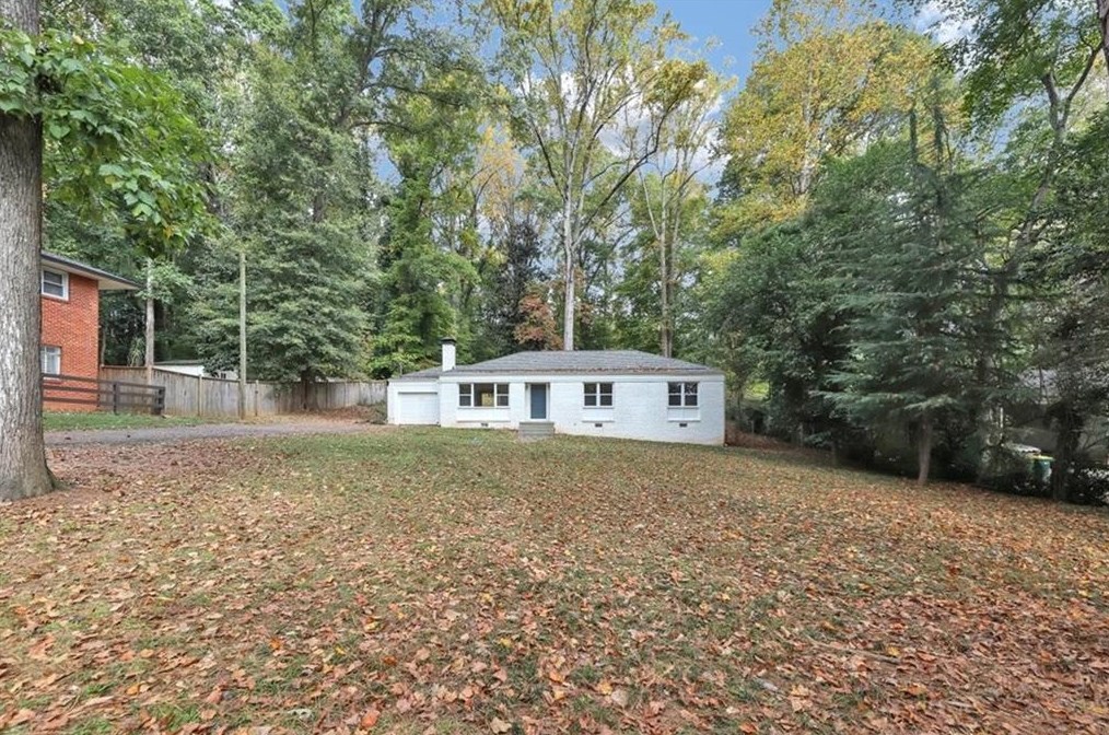 726 Windsor Pkwy, Atlanta GA  30342-2804 exterior