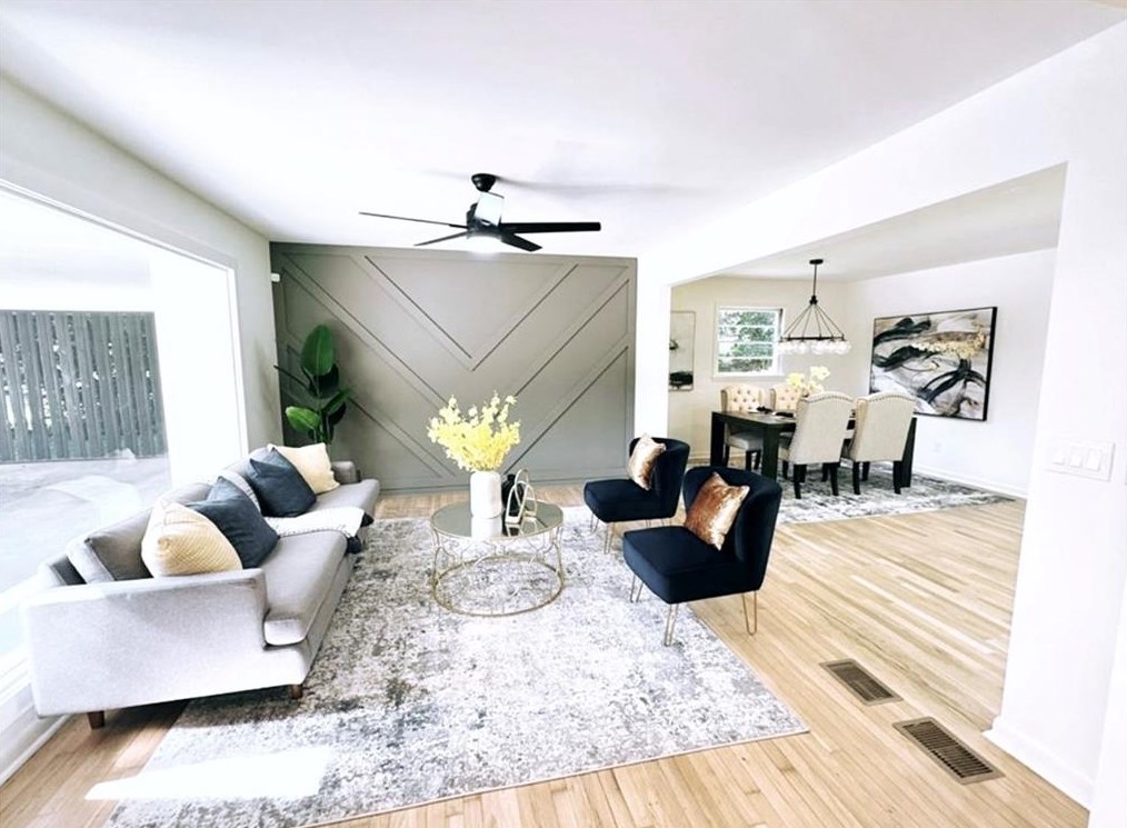 2079 Hilton Dr, Decatur GA  30035-2320 exterior