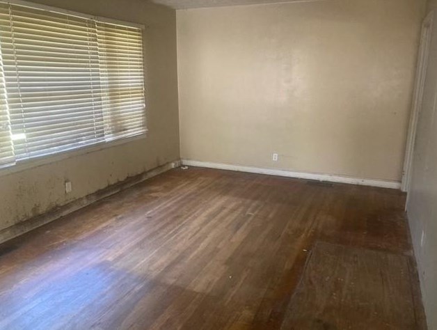 614 Hale Ave, Griffin, GA 30224-5034