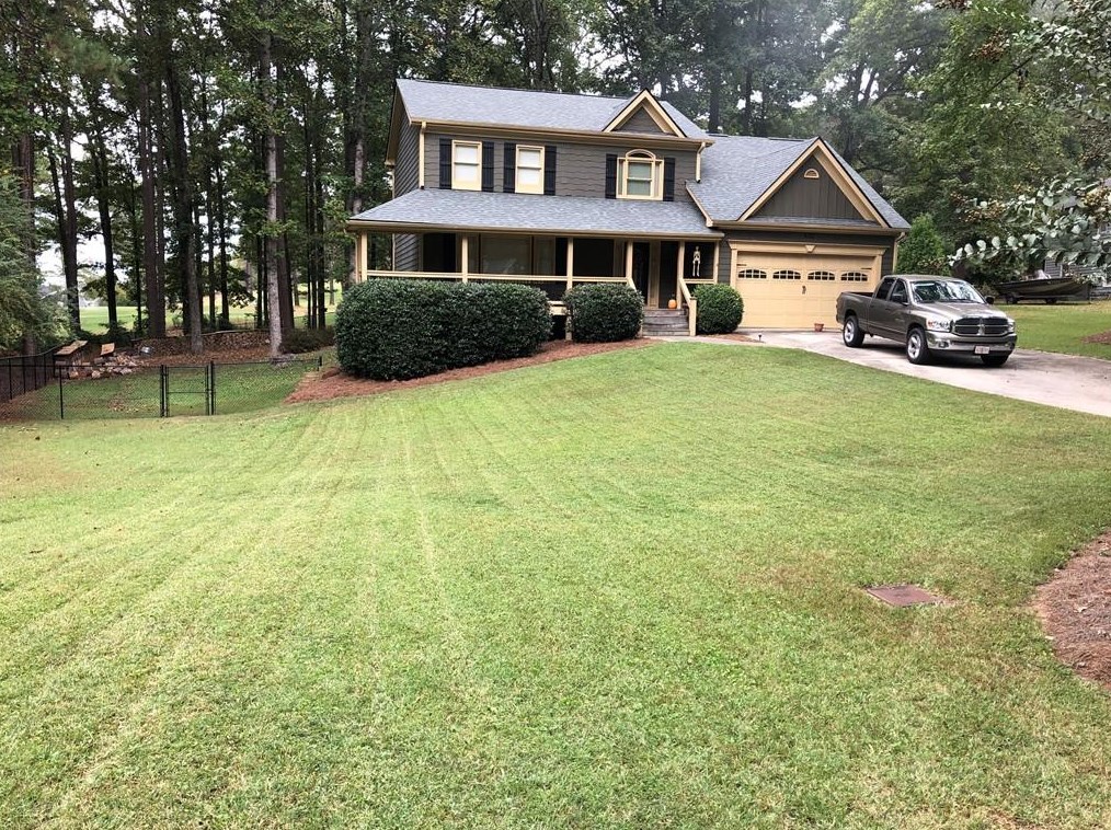 472 Club View Dr, Lawrenceville, GA 30043-2431