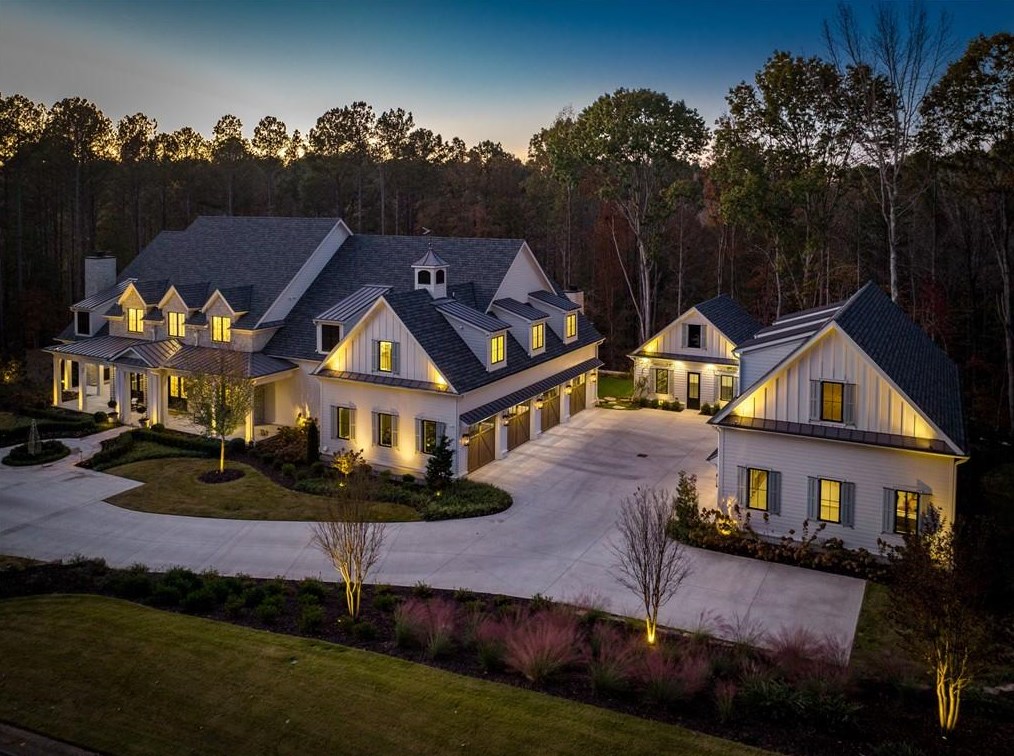 671 Hawks Ridge Dr, Ball Ground, GA 30107