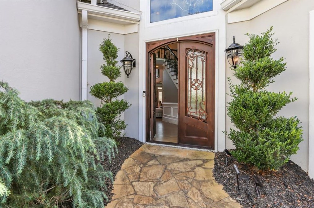 140 Brassy Ct, Alpharetta, GA 30022-6855