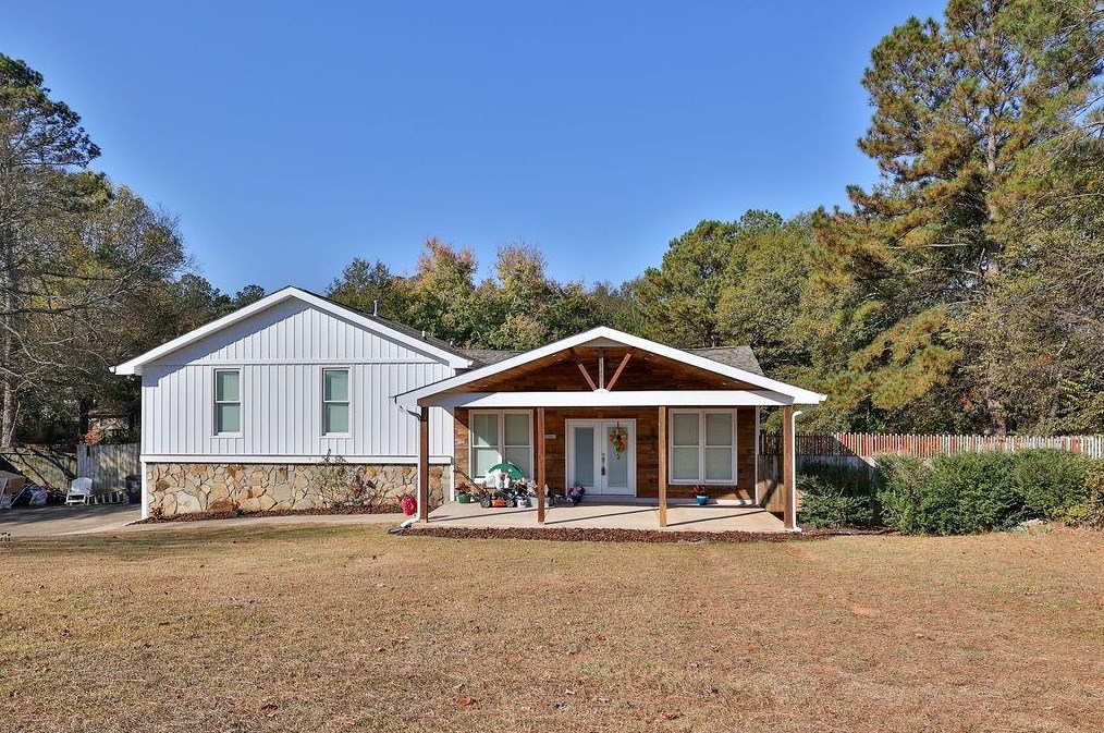 3384 Trickum Rd, Holly Springs, GA 30188