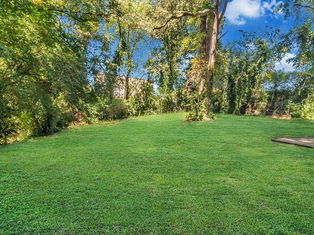 2782 Tilson Rd, Decatur GA  30032-5506 exterior