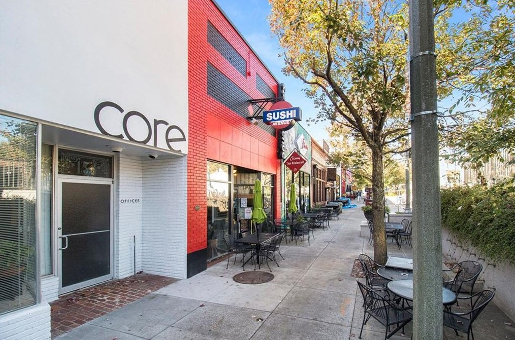 2782 Tilson Rd, Decatur GA  30032-5506 exterior