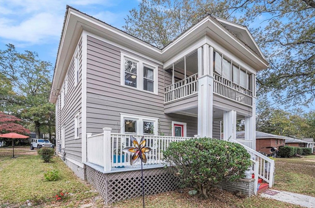 1705 Temple Ave, Atlanta, GA 30337-2708