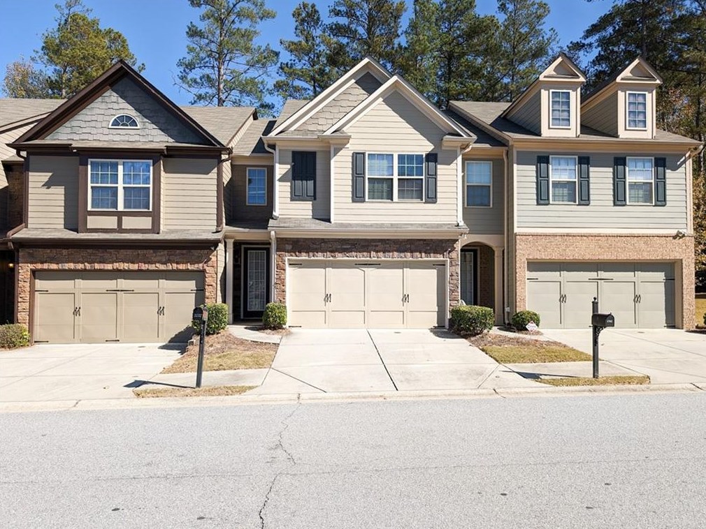 3752 Brockenhurst Dr, Buford, GA 30519